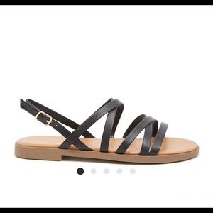 Forever 21 strappy sandal NWOT